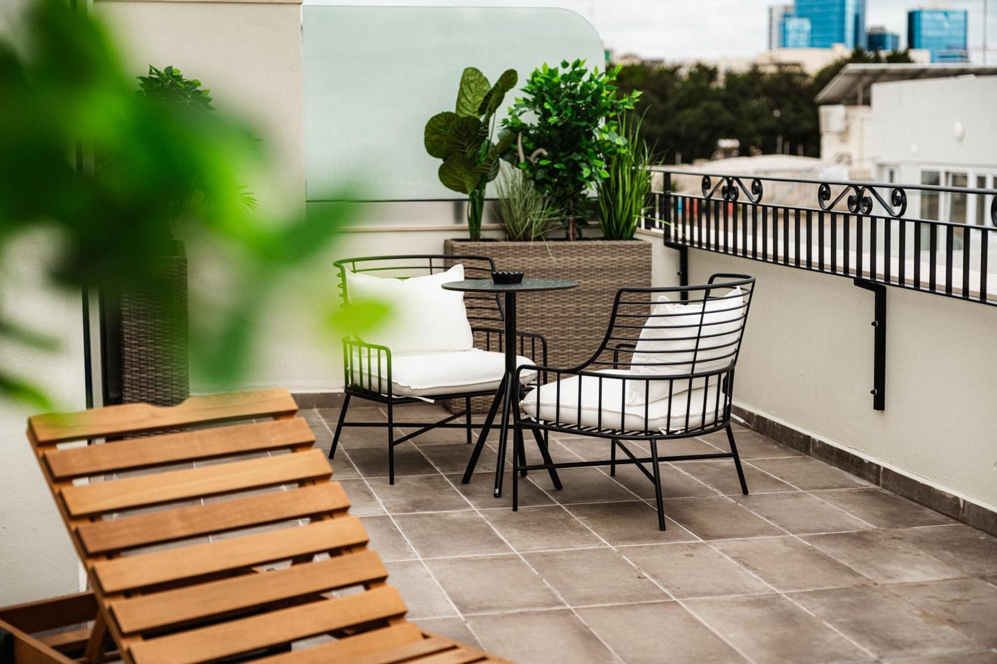 Royale Sainte Helene Boutique Hotel Биркиркара Екстериор снимка