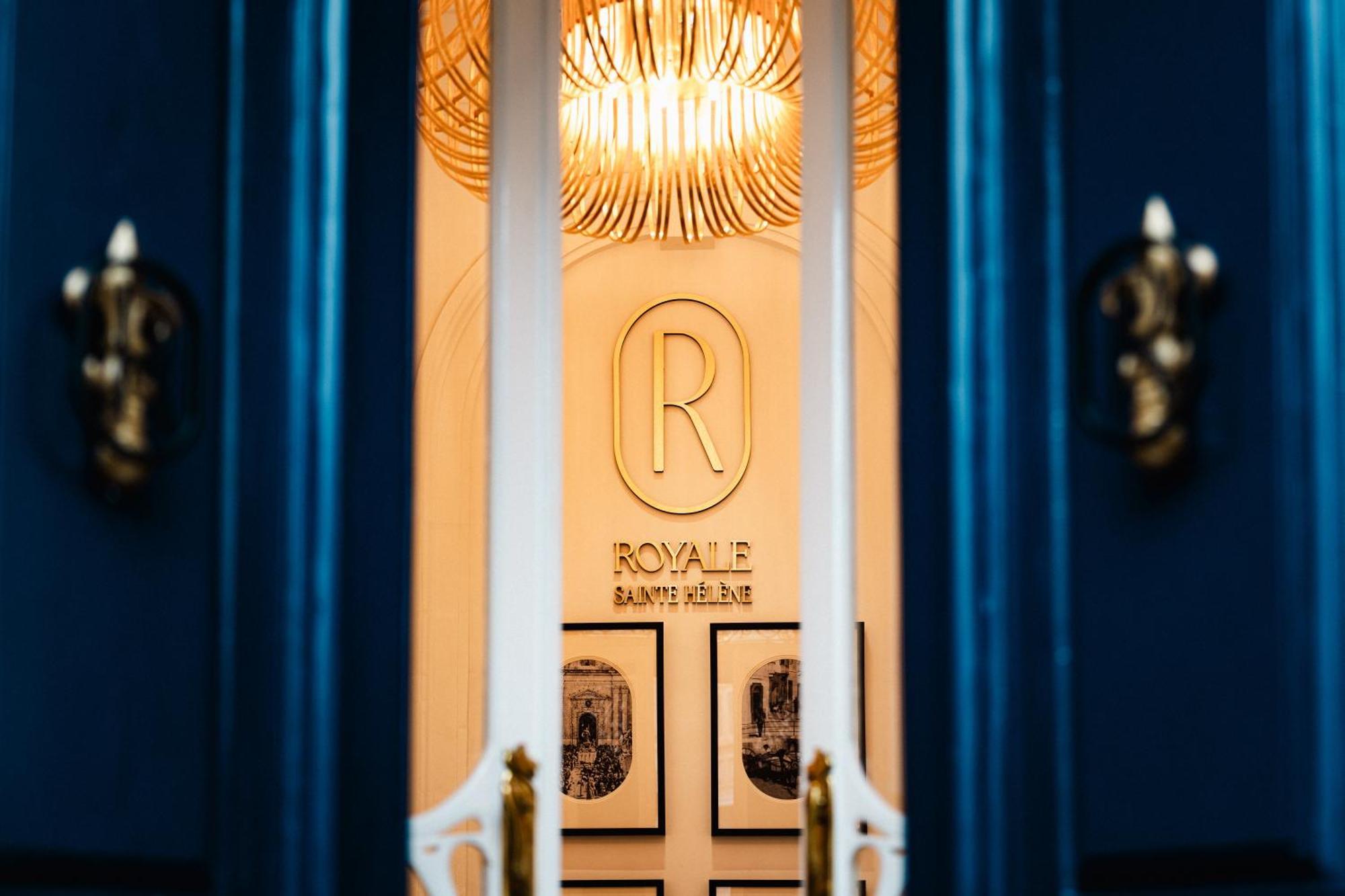 Royale Sainte Helene Boutique Hotel Биркиркара Екстериор снимка
